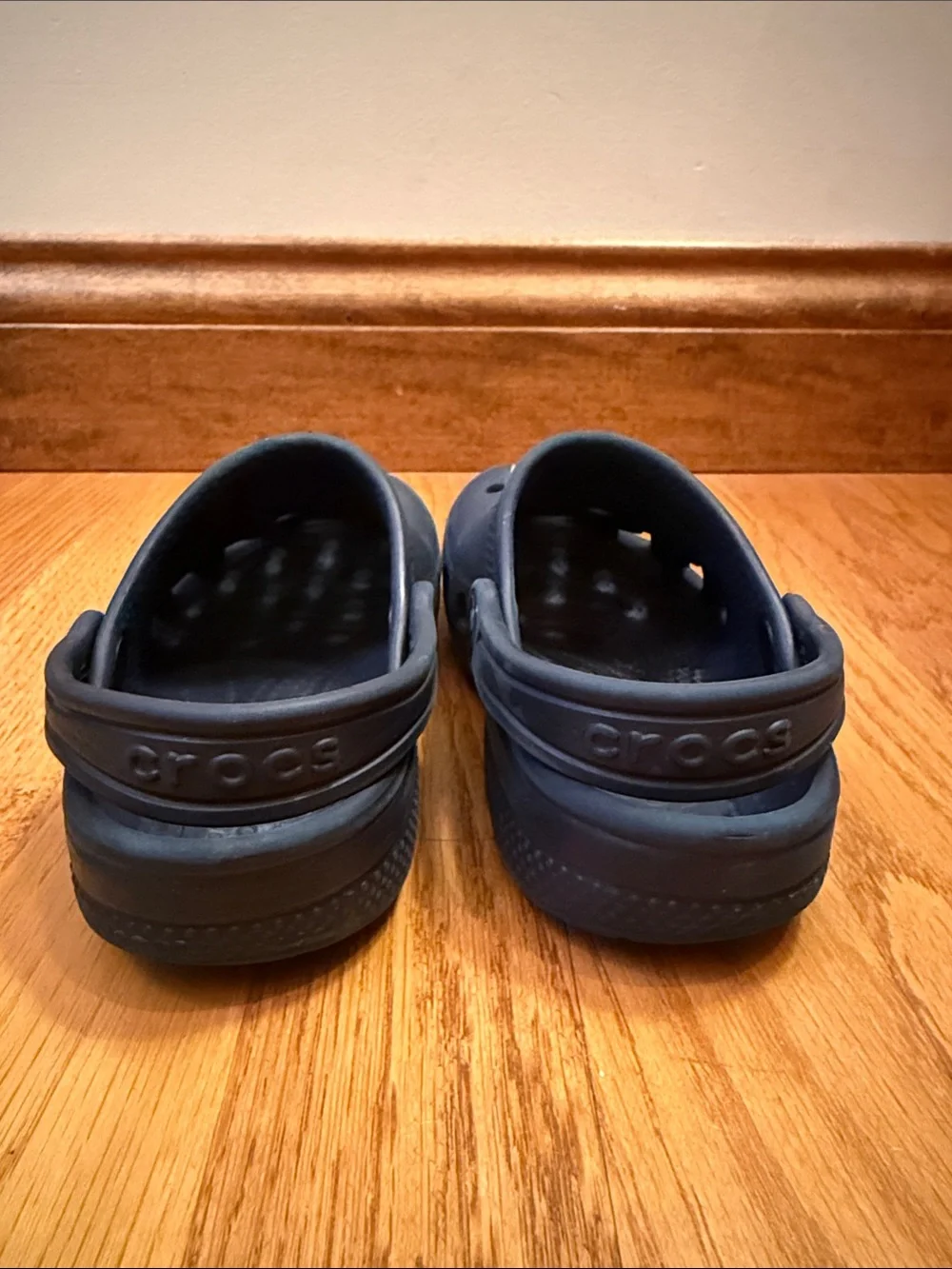 CROCS guc please